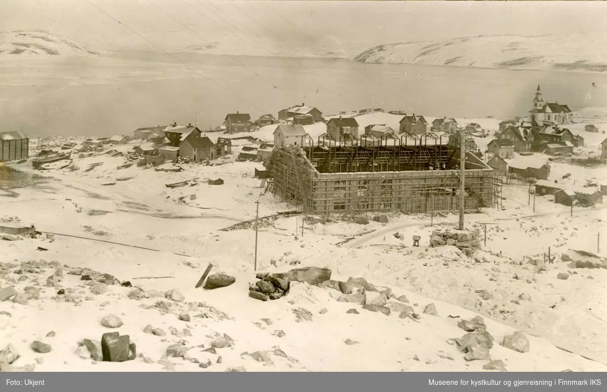 Kirkenes 1906  - vinter og byggeaktivitet.
