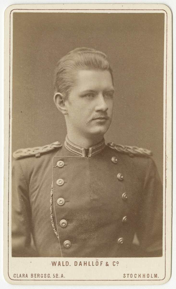 Porträtt av Bror Herman Dillner, officer vid Närkes regemente.