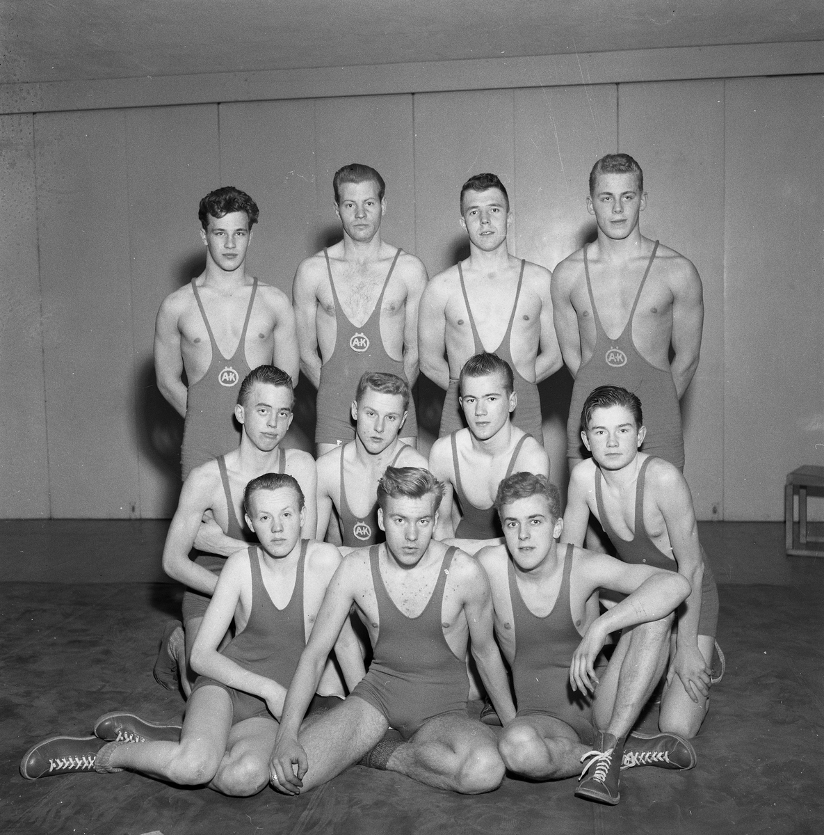 ÖAK, gruppbild.
December 1956.