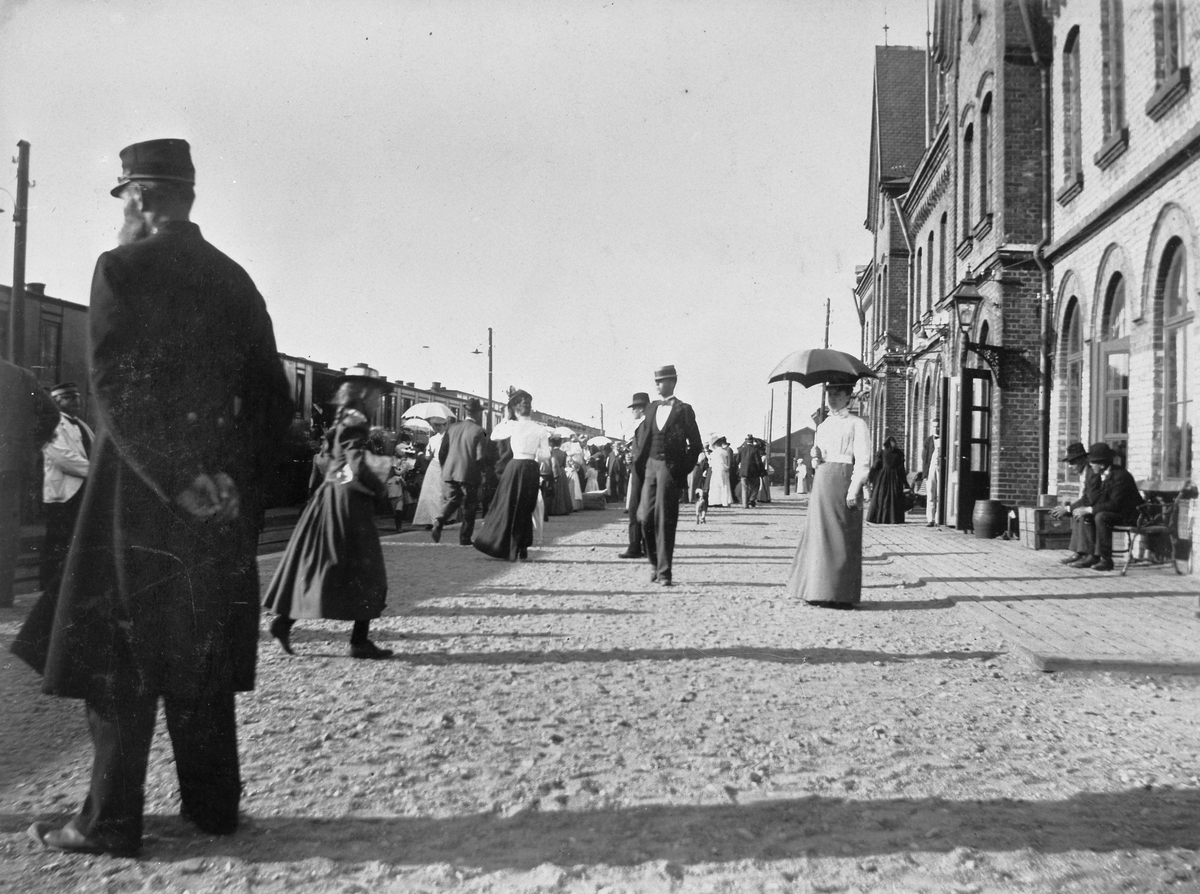 Varberg station. Järnvägsmuseet / DigitaltMuseum