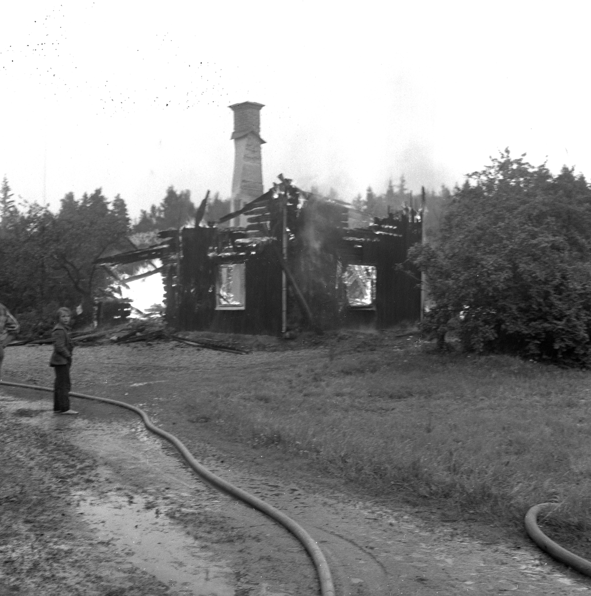 Åsknedslag i Glanshammar.
25 juli 1958.