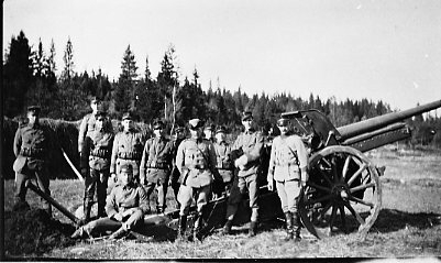 Kanon m/1917. 10,5 cm. Servismanskap.