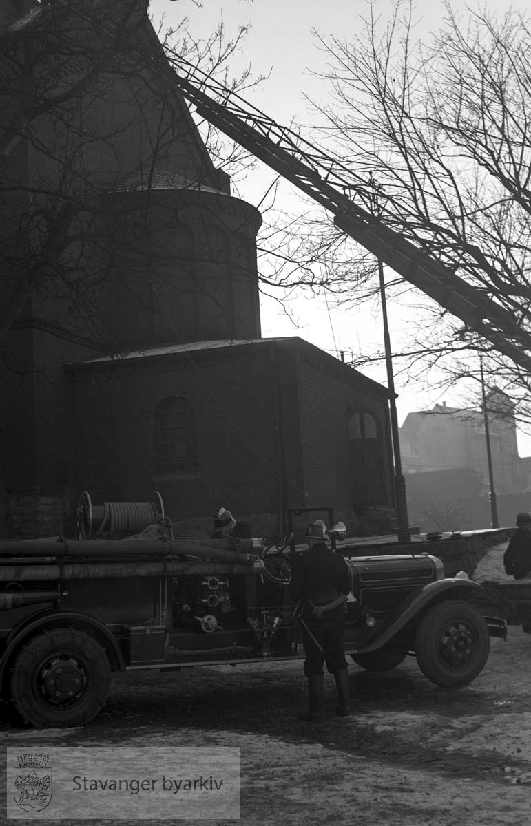 Brannutrykning til St. Petri kirke 4. mars 1937