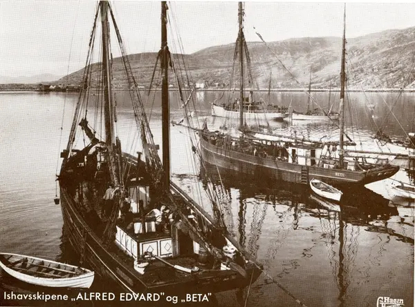 Kutter 'Alfred Edward' (b.1879, Hammerfest, Norge) Og Kutter 'Beta' (b ...