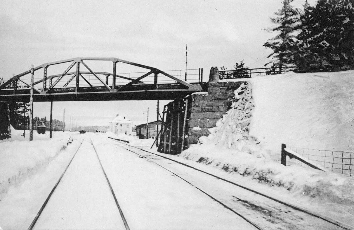 Bro ved jernbanestasjon 1915,Vestad.Postkort