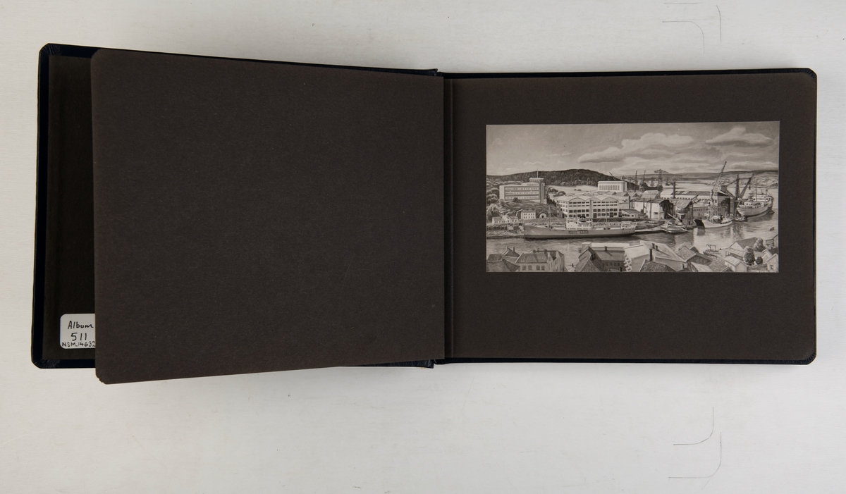 Album med 20 fotografier av M/T 'Mundogas Brasilia', bygget av A/S Fredriksstad mekaniske verksted for A/S Sobral, v/ Øivind Lorentzen. Sjøsatt 14. mars 1961.