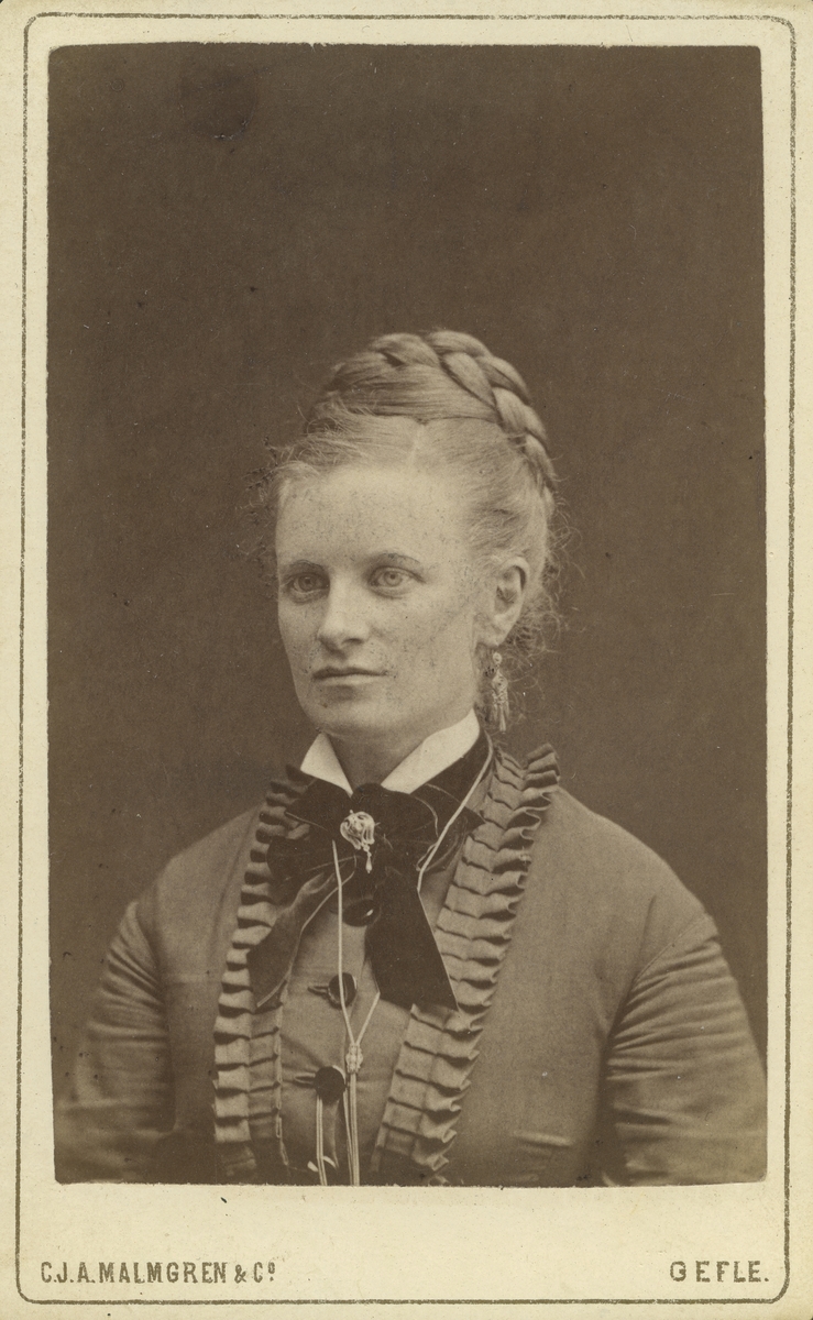 Kapten Fru Maria Linderdahl.