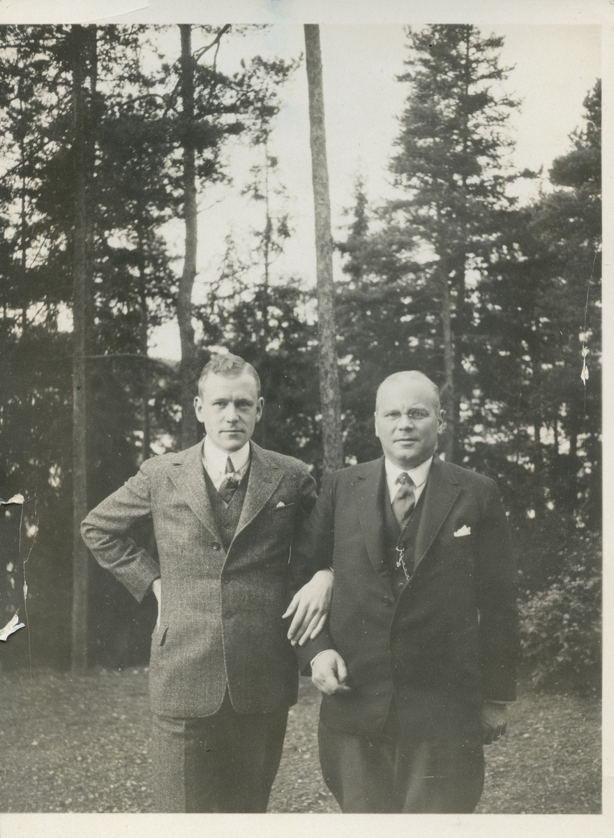 Legationssekreterare Lennart Nylander och Ingenjör Sigfrid Nylander.