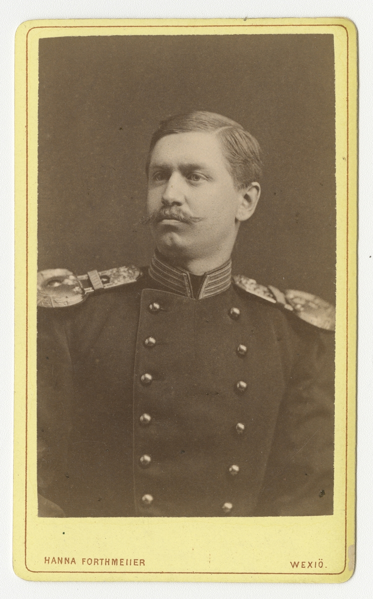Porträtt av Gustaf Cervin, underlöjtnant vid Smålands grenadjärbataljon.