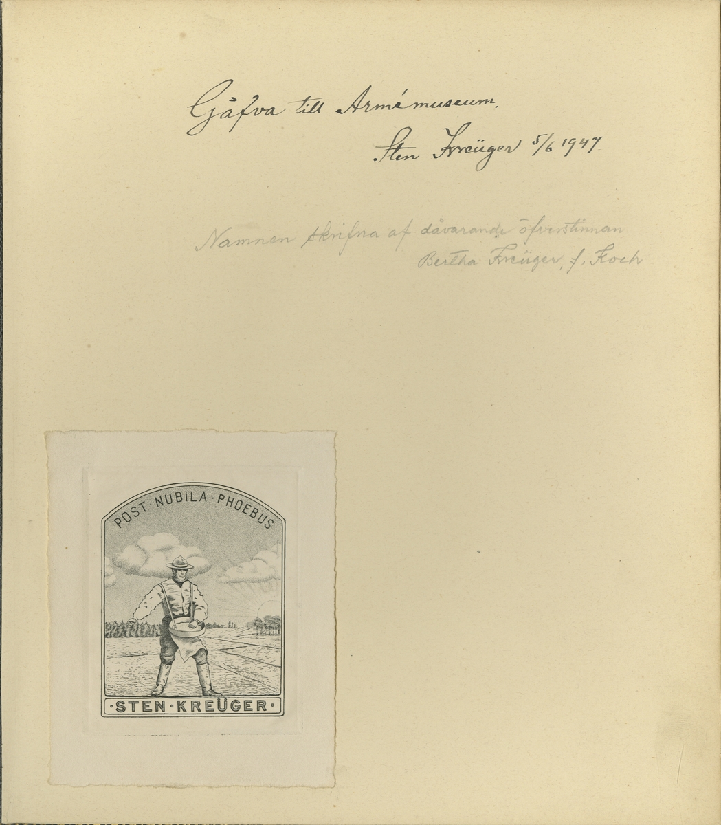 Fotoalbum innehållande porträtt av officerskåren vid Smålands grenadjärbataljon 1878.