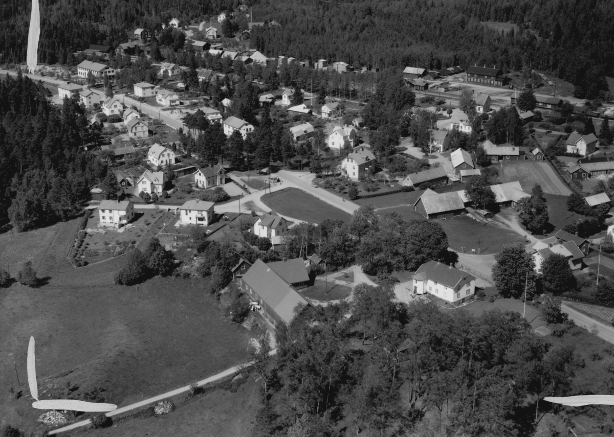 Flygfoto över Bor i Värnamo Kommun, Jönköpings län. Nr: 321/1957