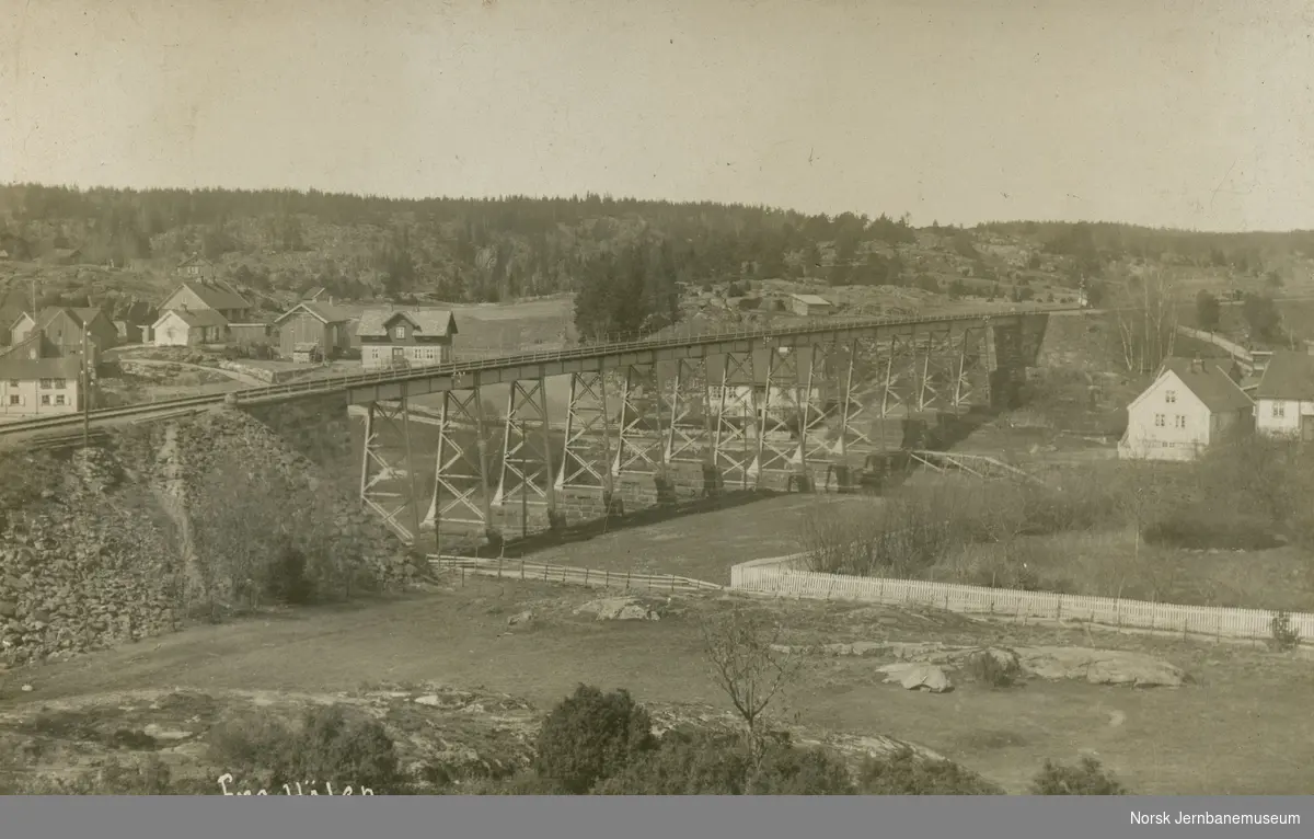 Hølen viadukt på Østfoldbanen