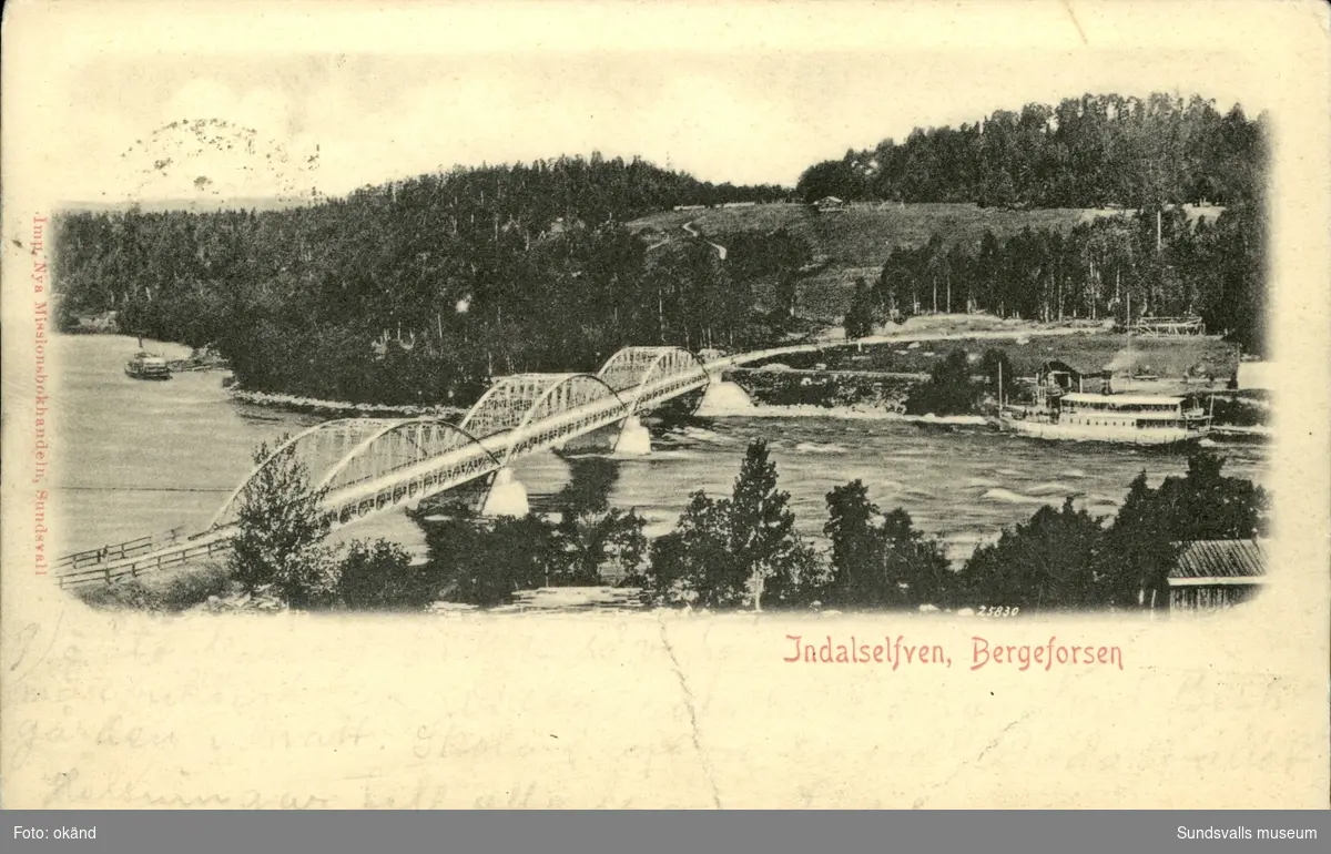 Vykort med motiv över Bergeforsen vid Indalsälven i Timrå.