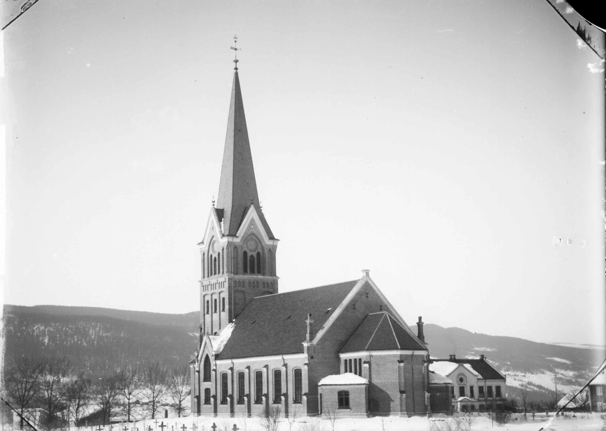 Lillehammer kirke. Vigslet 1882.