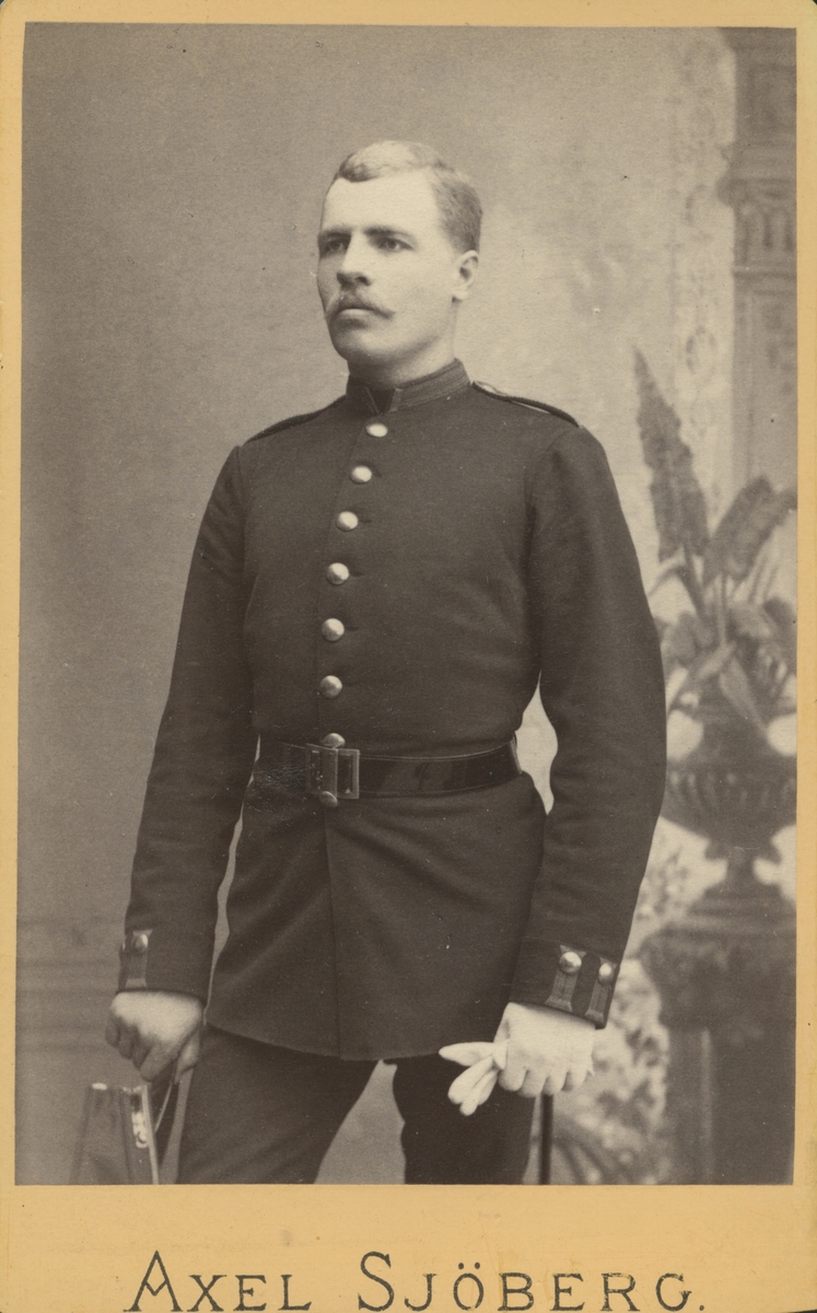 Mansporträtt. Major Gustaf Swedlund.