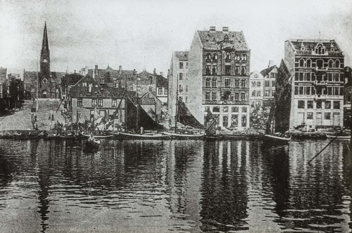 Kaien og Smedasundet sett mot øst, 1902.