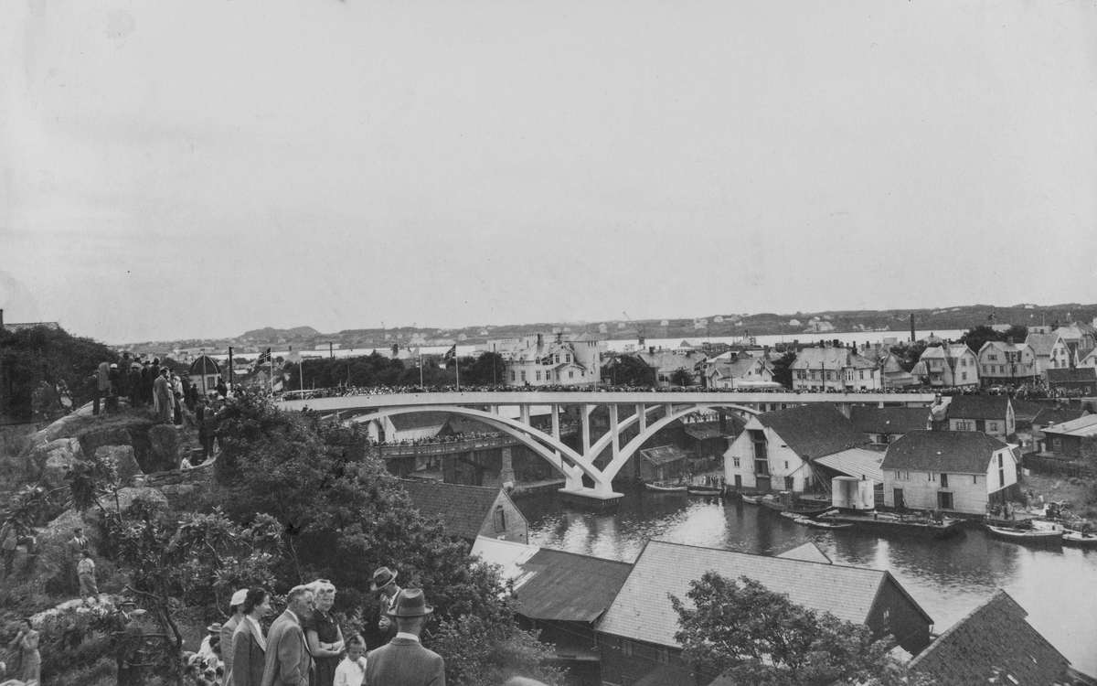 Hasseløybroen sett mot sydvest, 22. august 1954.
