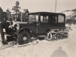 Citroën Kegresse beltebil ved Maristuen 17-2 1930