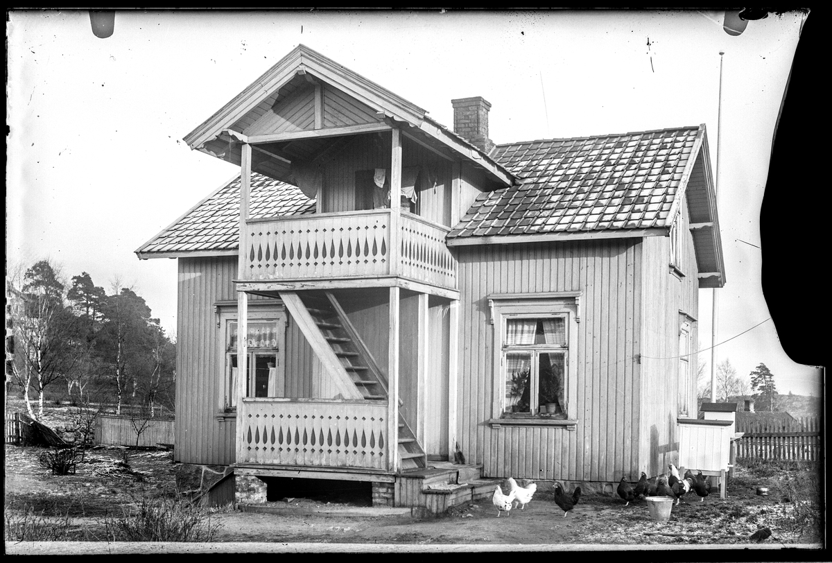 Klommestensbakken 3 i Moss. Dette huset ses også på bilde MBIF.2000.14-169.