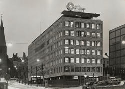 Postsparebankens hovedkontor siden 1969. Akersgata 68. Juni 