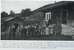 Privat skule i Hesla hausten 1894.
Frå v. Lars Uchermann,Knu