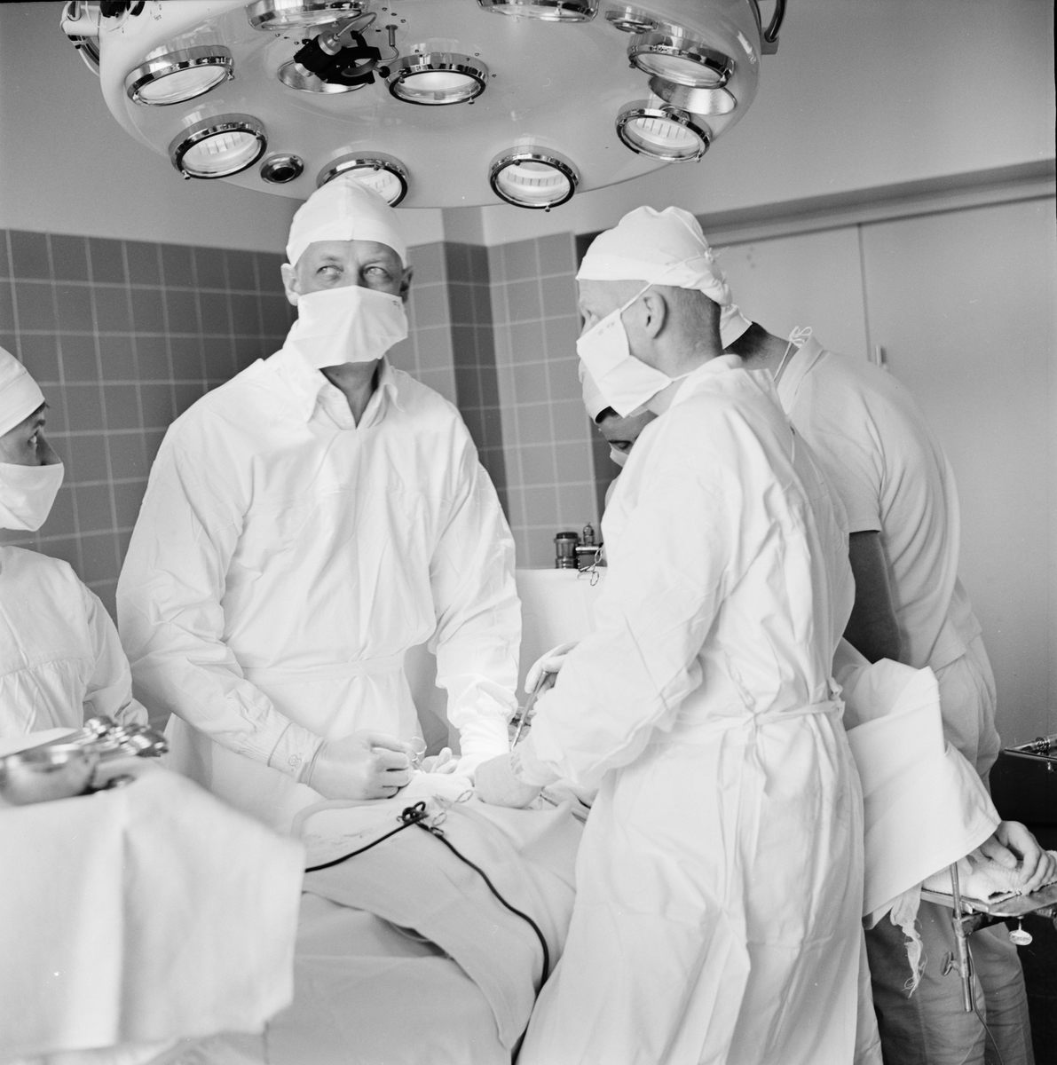 Akademiska sjukhuset, operation, docent Grothe, Uppsala, februari 1962