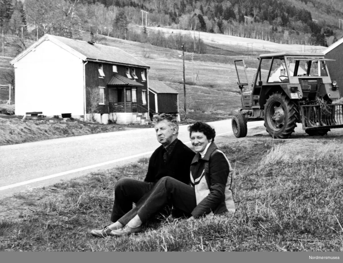 Arnt Astad. Kommunestyrerepresentant for Gjemnes. Bildet er fra avisa Tidens Krav sitt arkiv i tidsrommet 1970-1994. Nå i Nordmøre museums fotosamling.
