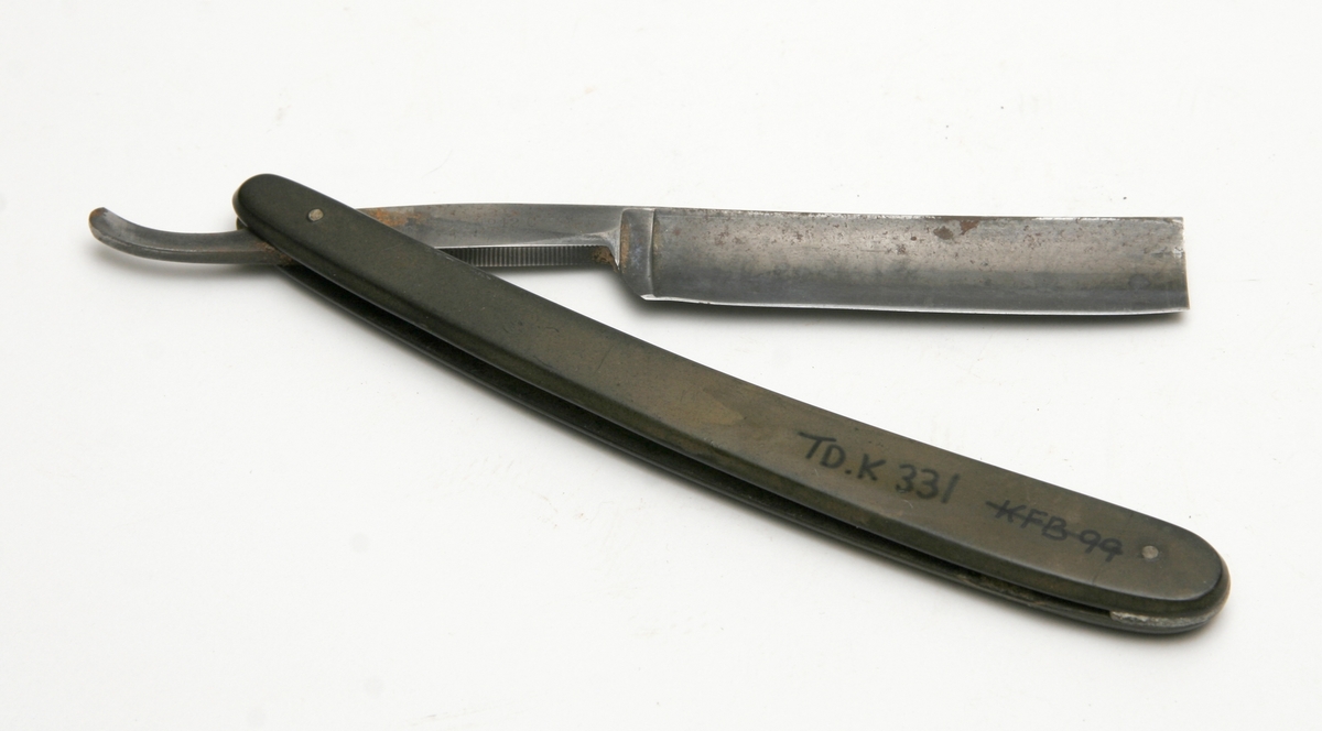 Barberkniv No 12 C fra Daniel Peres, Solingen.
