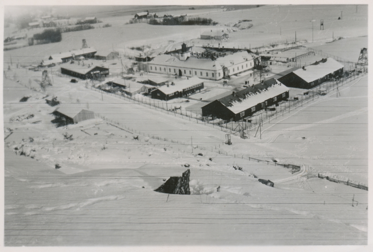 Utsikt over Innherad tvangsarbeidsleir (Falstad) en vinterdag en gang i tida 1945-49.
