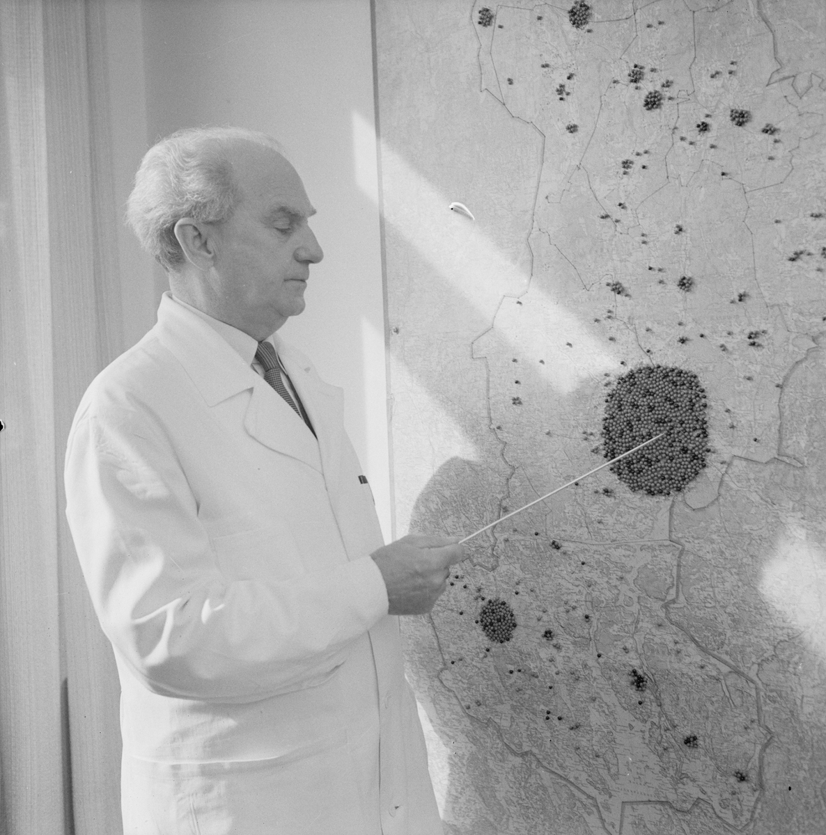 Akademiska sjukhuset, professor Erik Hedvall, Uppsala, april 1959