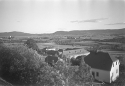 Landskap. Antatt rundt Drammen. Fotografert 1940.