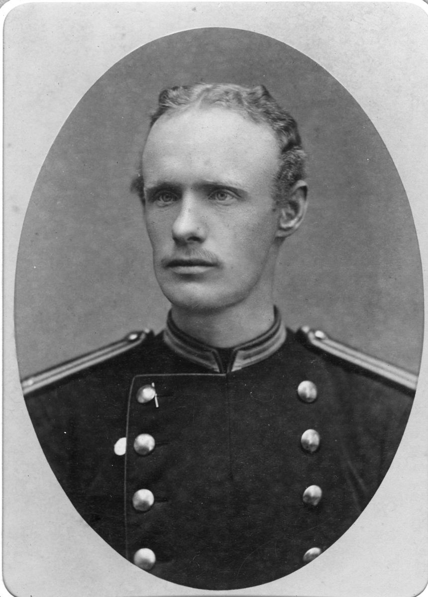 Seth, Sergeant
Jönköpings Regemente I 12 Skillingaryd