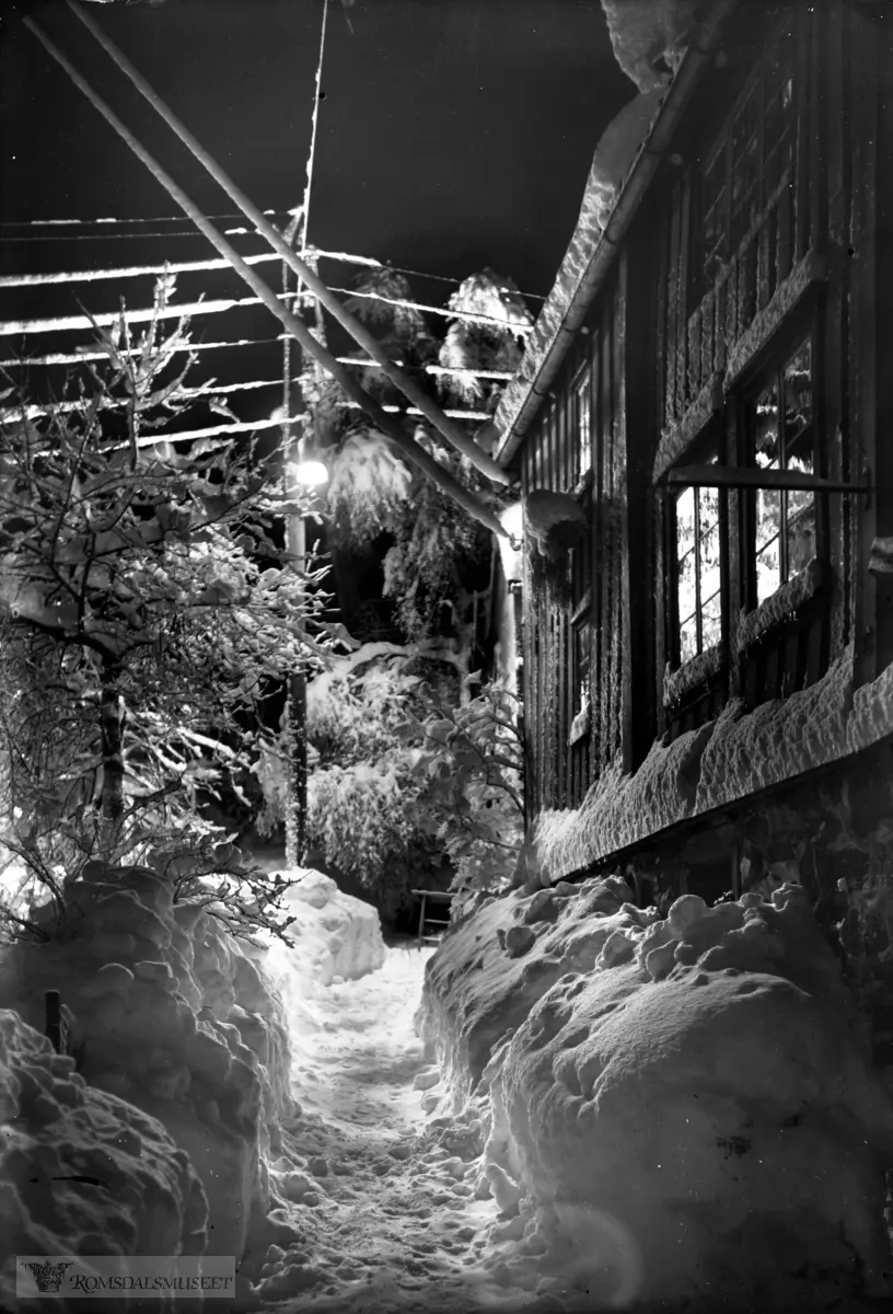 Molde vinter natt ved Gjenstad januar 1940.