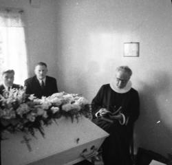 Gravferden til Ida Sofie Lorentzen f. Eriksen f.1873 d.1950.