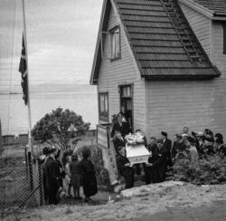 Gravferden til Ida Sofie Lorentzen f. Eriksen f.1873 d.1950.