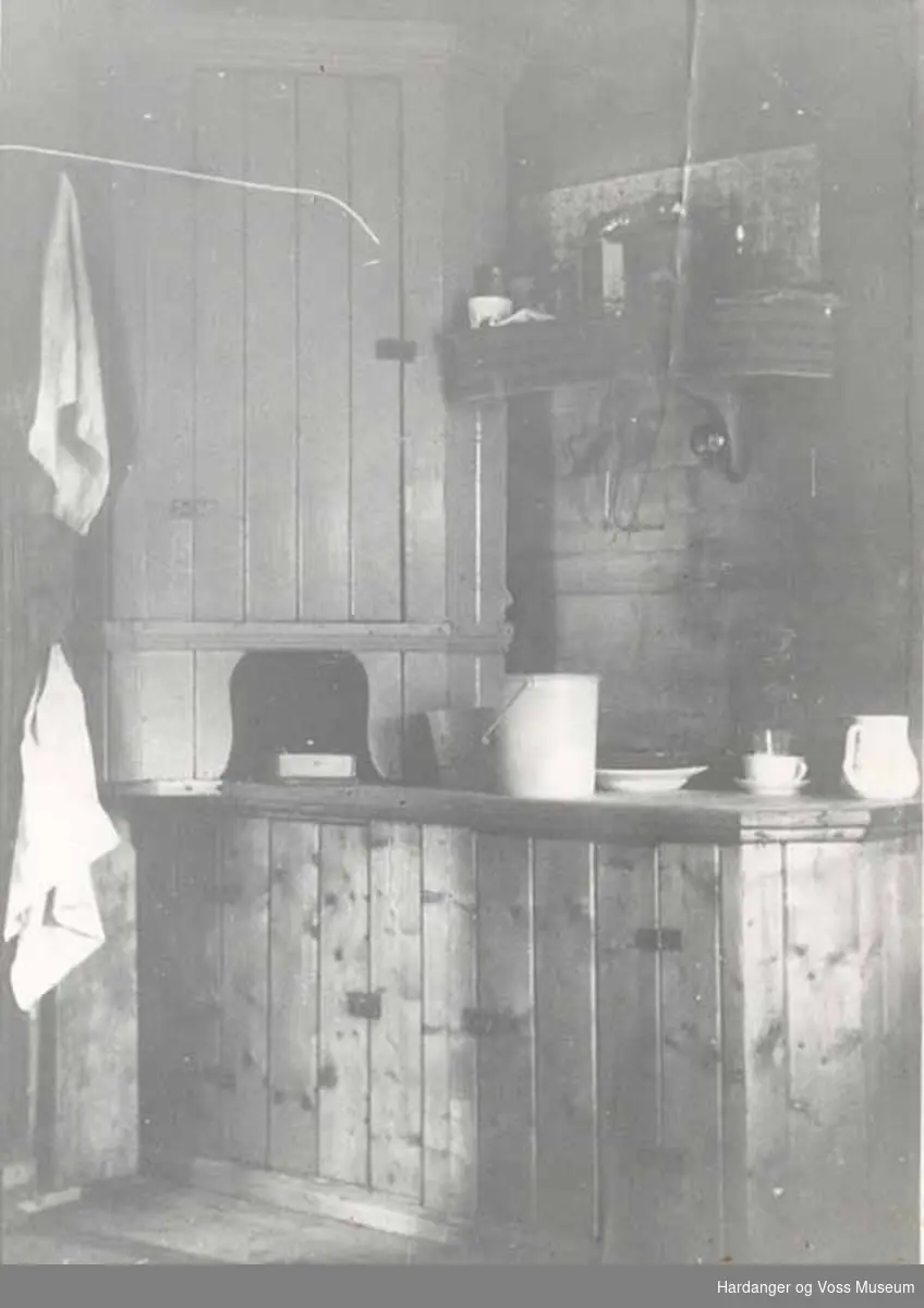 Kjøkken, interiør, hytte. Kjøkkenet i hytta til Odd C. Hereid i Hereidsvedal