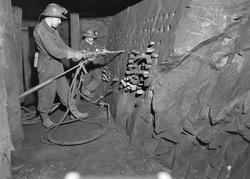 Prøveboring med hardmetallbor, Wallenberg, Løkken Verk.