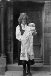 Olivia Fjellangers barnedåp