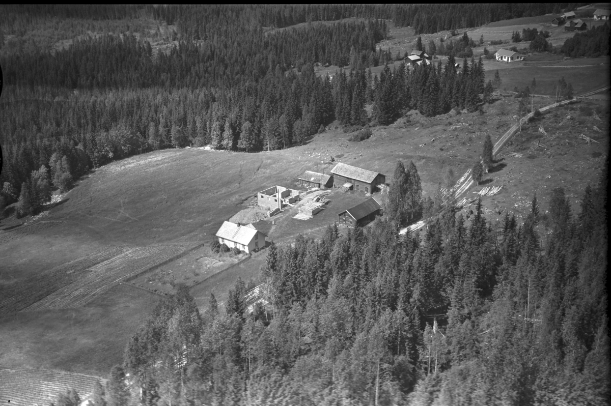 Linnengen (Gnr 153/25) i Sørskogbygda. Uthuslivegen 114