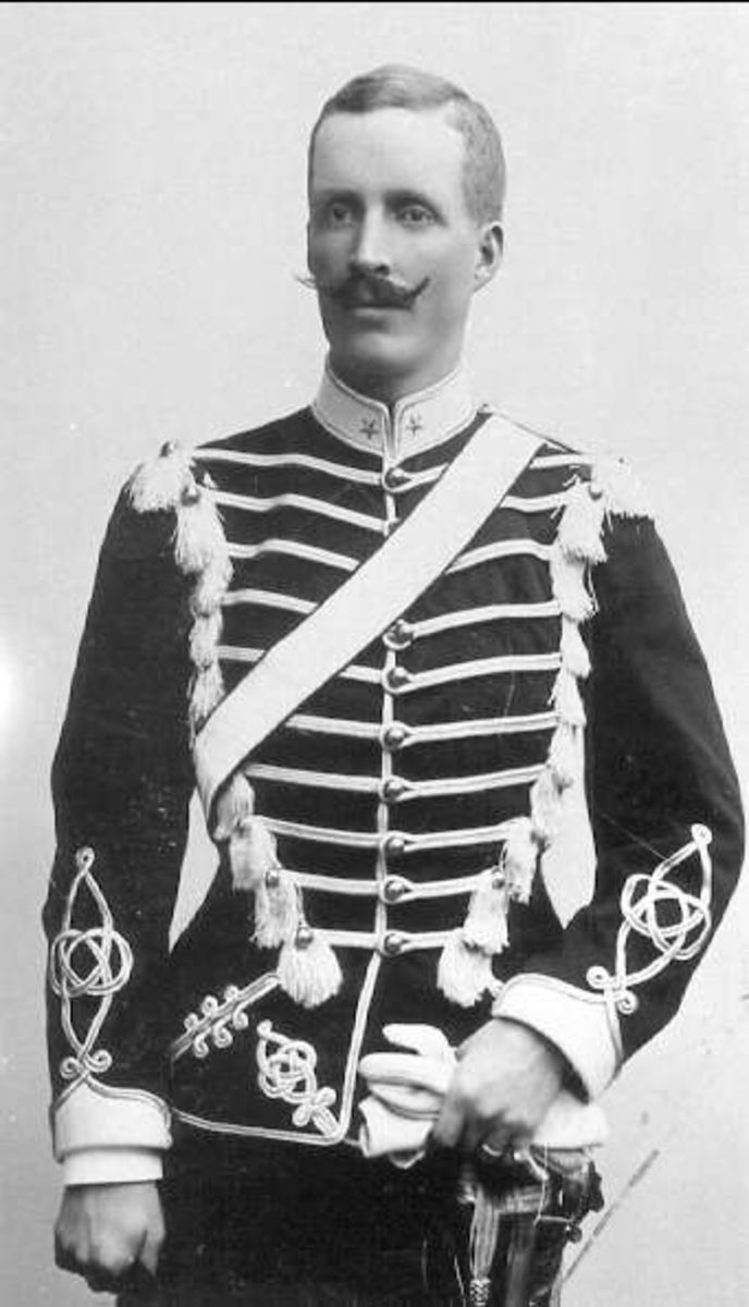Porträtt av underlöjtnant greve Gustaf Ludvig Hamilton