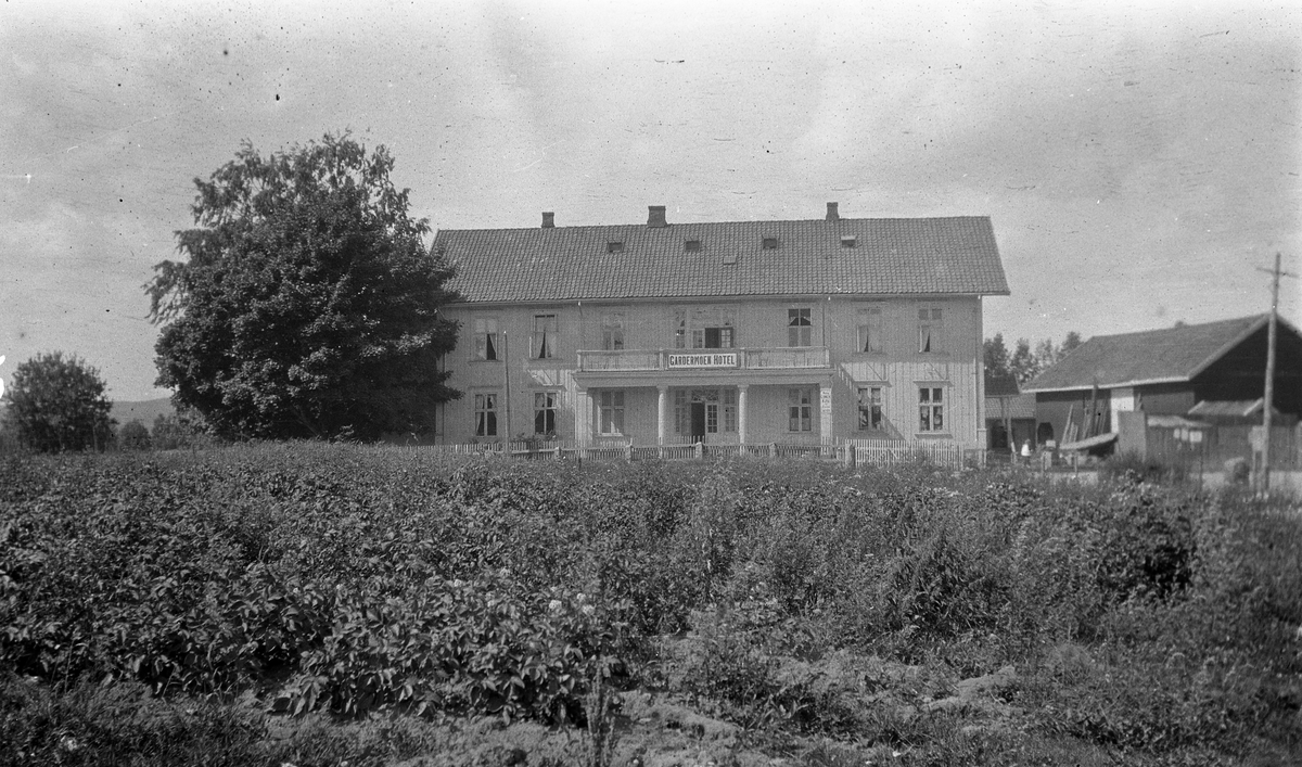 Gardermoen Hotell ca. 1915.