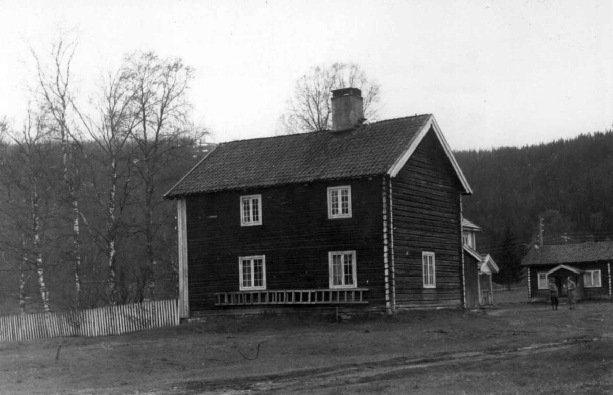 Strandvoll, Trysil, Hedmark mai 1950. Gammelbyggningen.
