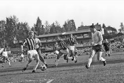 Serie. Fotballkamp mellom Ham-Kam og Stabekk. Fotografert 20