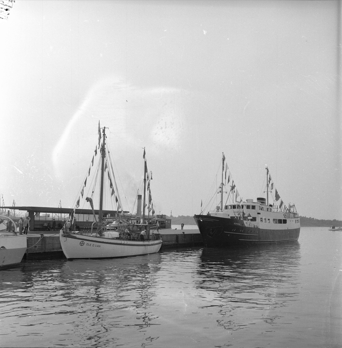 "Romsdal", ny Vestlandsbåt. Båt ved kai. Før 1954.