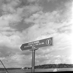 Skjeberg, Østfold. Fortidsminner. Veiskilt.