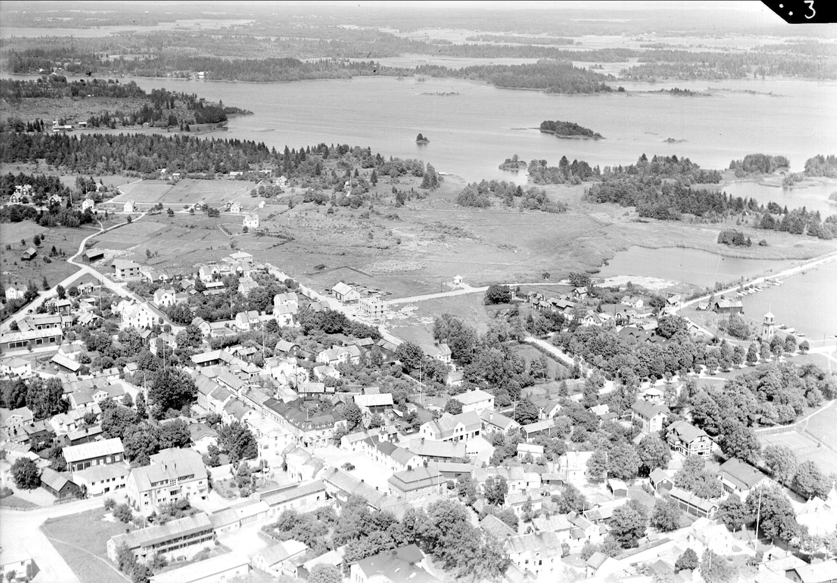 Flygfoto över Östhammar och Östhammarsfjärden, Uppland 1939