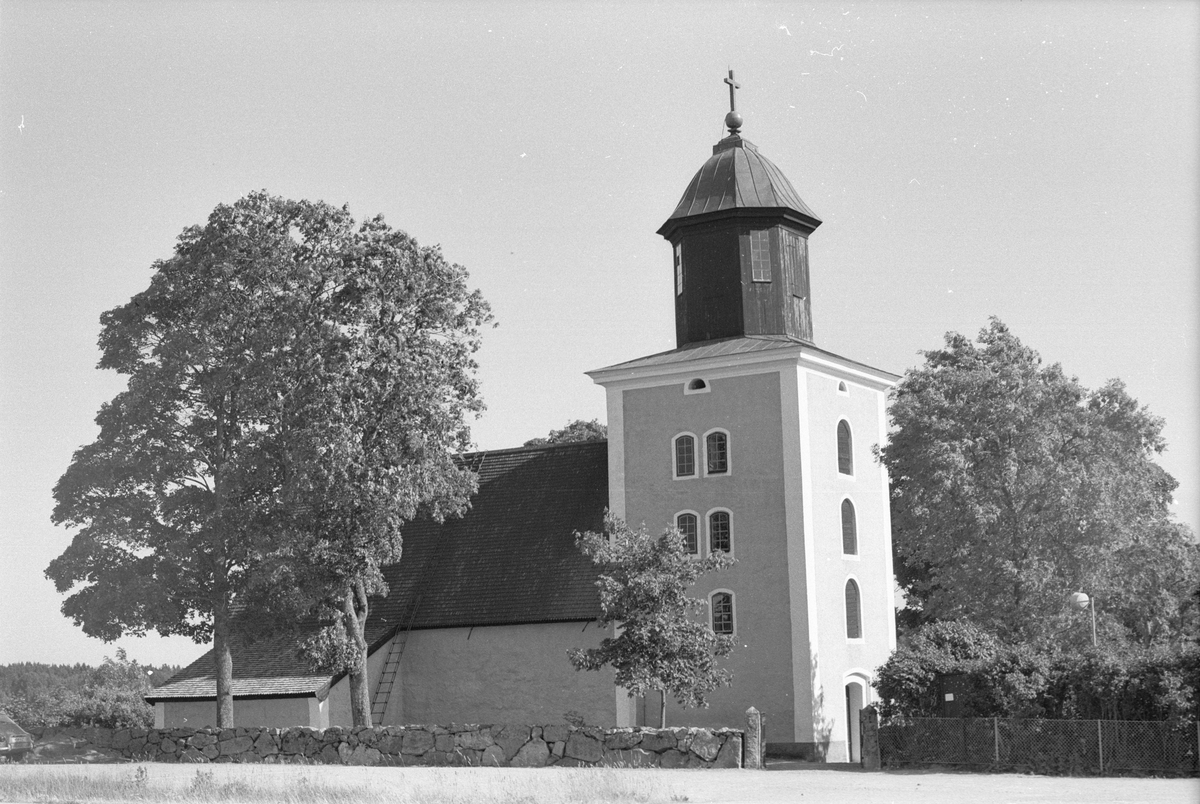 Läby kyrka, Läby socken, Uppland 1975