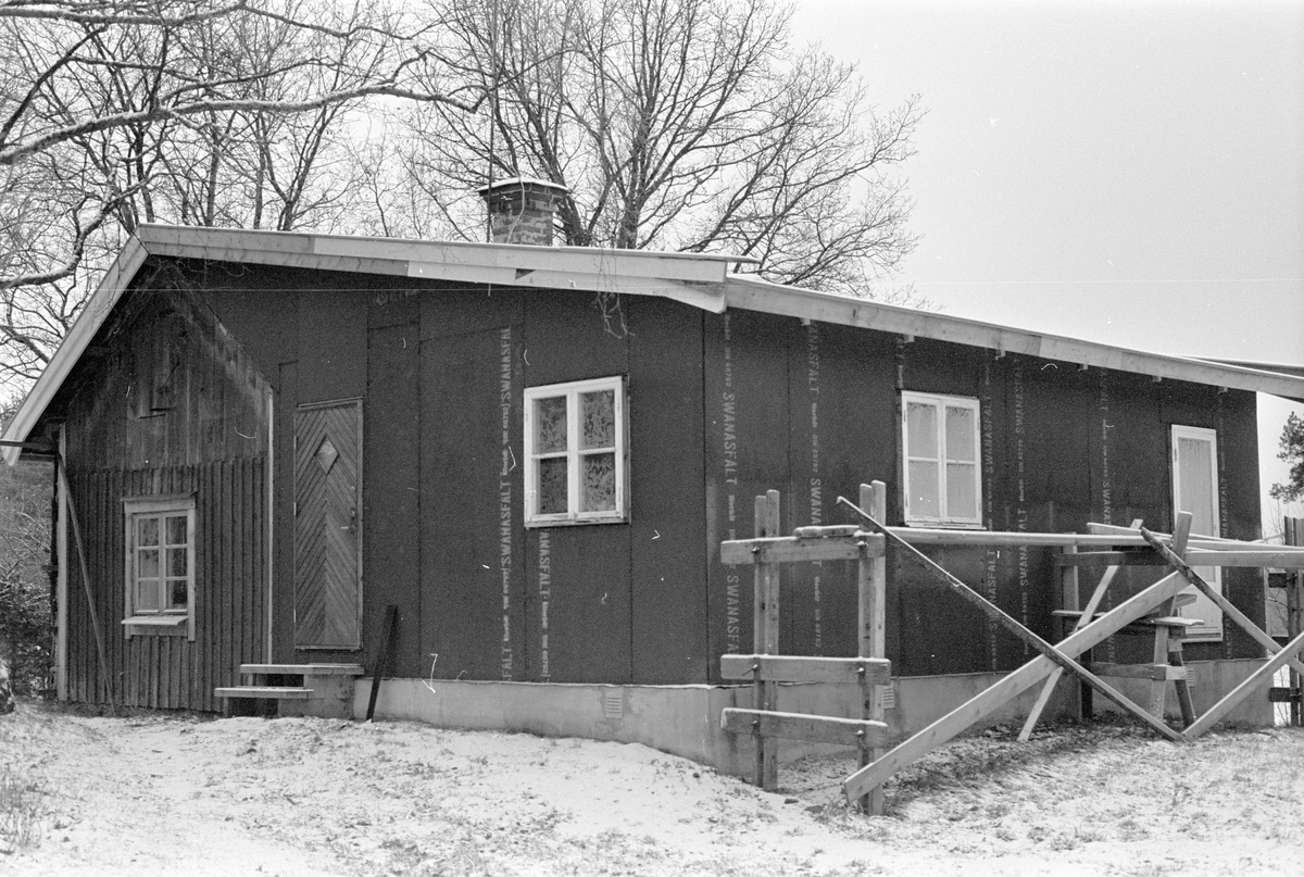 Bostadshus, Hagby 9:4, Hagby socken, Uppland 1985