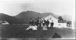 Våningshus, gruppebilde.