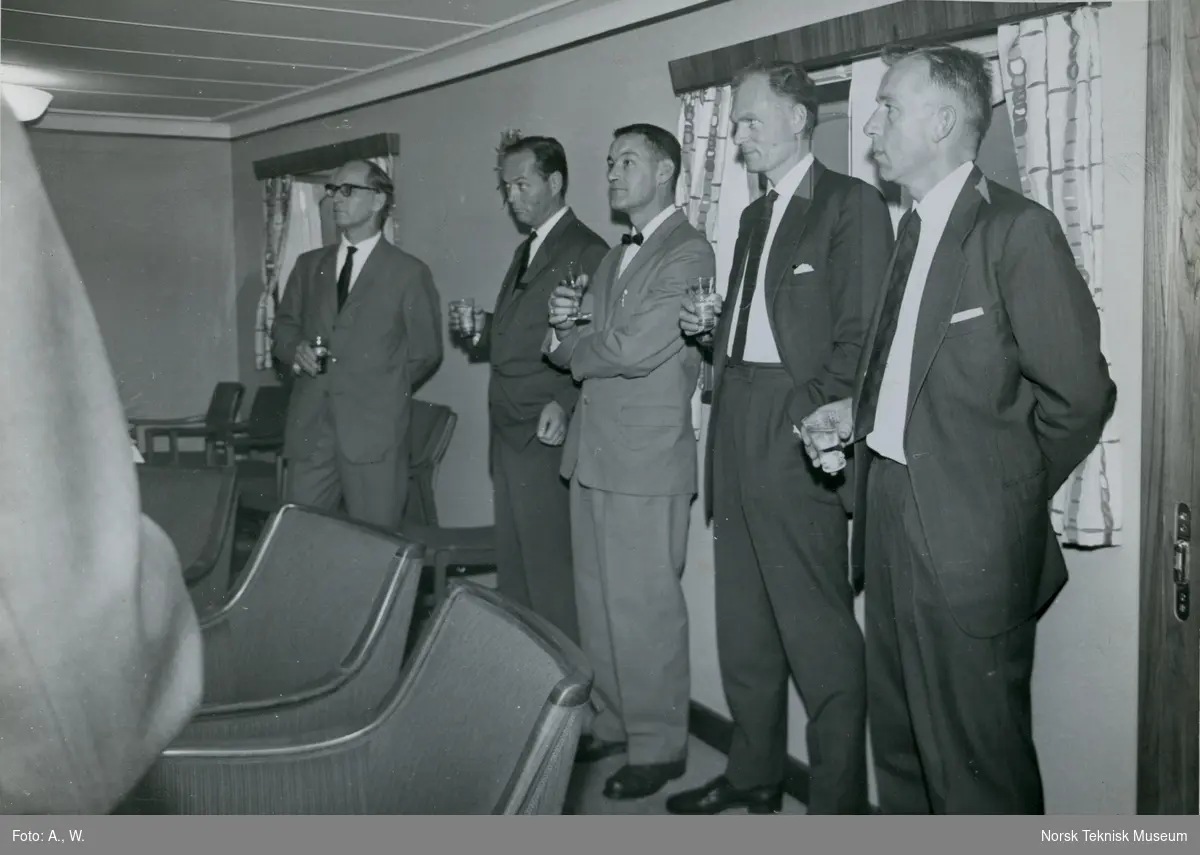 Overleveringstur med tørrlasteskipet M/S Atlantic Trader (tidl. M/S Bluebird), B/N 533 i Oslofjorden 6. oktober 1961. Skipet ble overlevert av Akers Mek. Verksted til Gulf Stream Trading ltd. v/ Federal Nav. & Com. ltd.